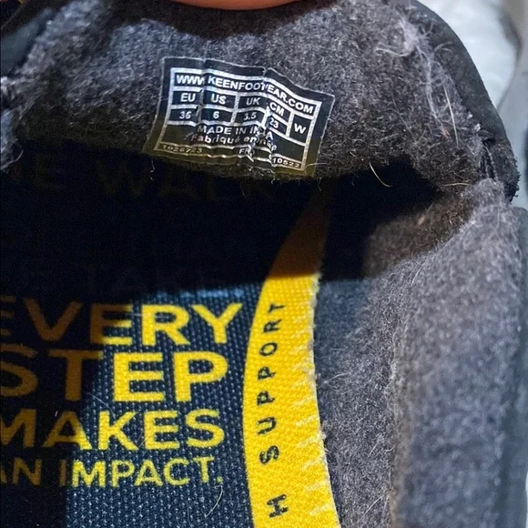 Keen Women’s Kaci III Black Slip-On Shoes - Picture 7 of 7